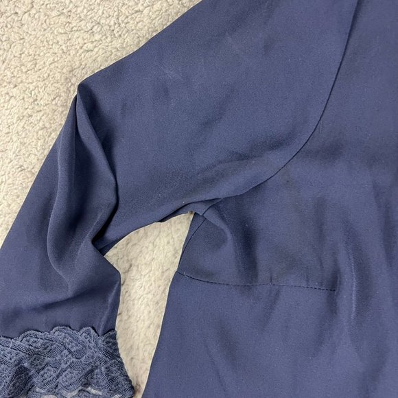 ASTR Women’s Navy Blue Dress Size Large Lace Blouson Polyester Casual - Picture 4 of 10